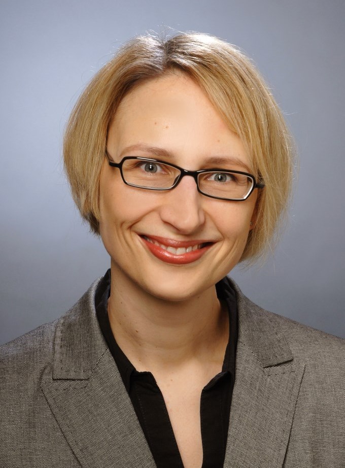 Dr. Andrea Maaßen
